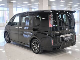 2015 Honda Stepwgn V, чёрный, 1848000 рублей, вид 4