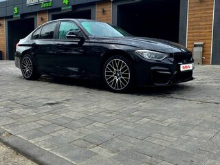 2015 BMW 3 серии 320i VI (F3x) Рестайлинг, чёрный, 2490000 рублей, вид 4