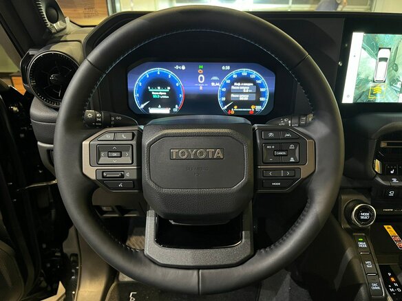 2026 Toyota Land Cruiser Prado 250 Series, чёрный - вид 8
