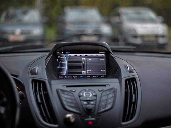 2015 Ford Kuga II, чёрный - вид 7