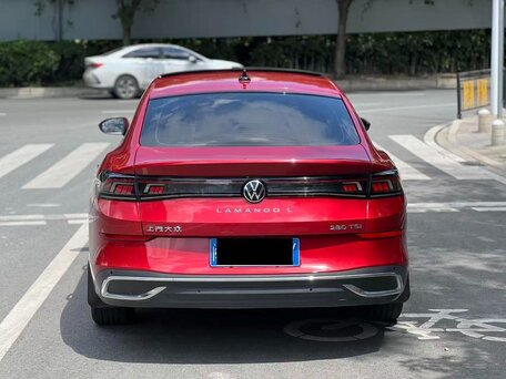 2022 Volkswagen Lamando I Рестайлинг, красный, 1525000 рублей, вид 5