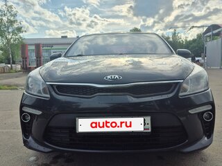 2019 Kia Rio IV, чёрный, 1200000 рублей, вид 3