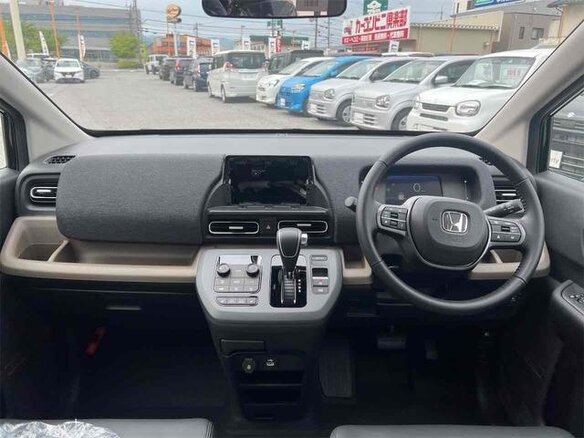 2025 Honda Freed Air III, чёрный, 2080005 рублей - вид 6