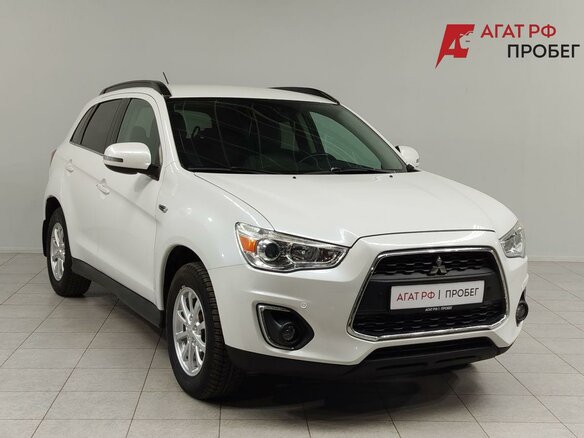 2012 Mitsubishi ASX I, белый, 1055000 рублей - вид 2