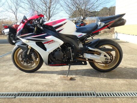 2007 Honda CBR 1000 RR/RA Fireblade, красный, 765000 рублей, вид 1