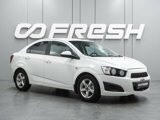 2015 Chevrolet Aveo II, белый, 669000 рублей, вид 1