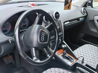2012 Audi A3 II (8P) Рестайлинг 2, чёрный, 800000 рублей, вид 3
