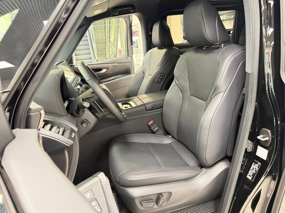 2025 Toyota Alphard IV, чёрный, 13499000 рублей - вид 16