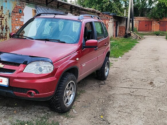 2013 Chevrolet Niva I Рестайлинг, красный, 500000 рублей