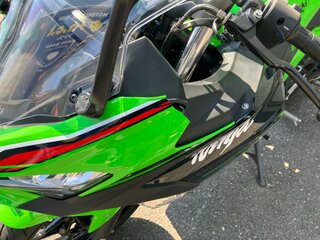2023 Kawasaki Ninja 400, зелёный, 737000 рублей, вид 3