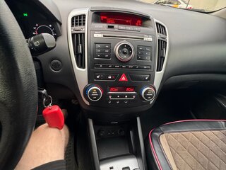 2011 Kia Ceed I Рестайлинг, красный, 720000 рублей, вид 5
