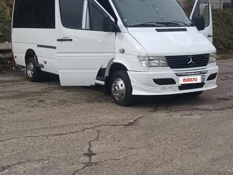 1996 Mercedes-Benz Sprinter Classic, белый, 1200000 рублей, вид 2