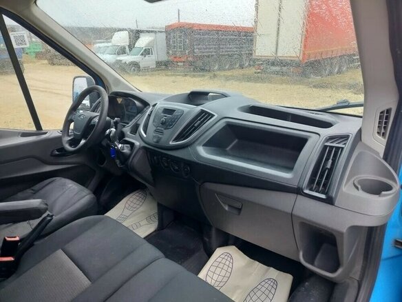 2021 Ford Transit, синий, 1960000 рублей - вид 4