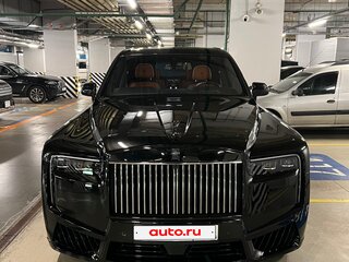 2024 Rolls-Royce Cullinan Black Badge I Рестайлинг (Series II), чёрный, 52700000 рублей, вид 1
