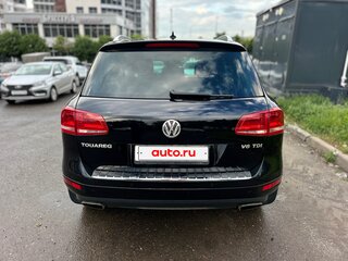 2014 Volkswagen Touareg II, чёрный, 2300000 рублей, вид 5