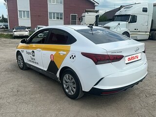 2021 Hyundai Solaris II Рестайлинг, белый, 1270000 рублей, вид 3