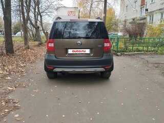 2011 Skoda Yeti I, коричневый, 820000 рублей, вид 3