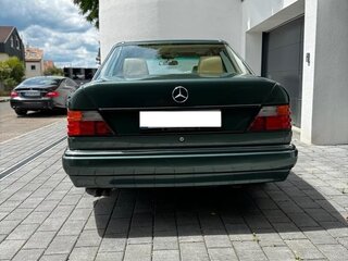 1993 Mercedes-Benz E-Класс 500 I (W124), зелёный, 12690032 рублей, вид 4