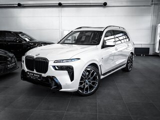2023 BMW X7 40d I (G07) Рестайлинг, белый, 13900000 рублей, вид 2