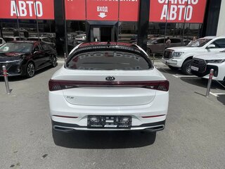 2020 Kia K5 III, белый, 2500000 рублей, вид 5