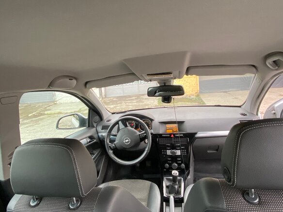 2010 Opel Astra H Рестайлинг, серебристый, 450000 рублей - вид 5