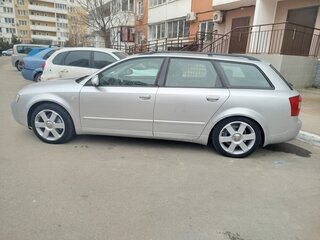 2002 Audi A4 II (B6), серебристый, 760000 рублей, вид 4