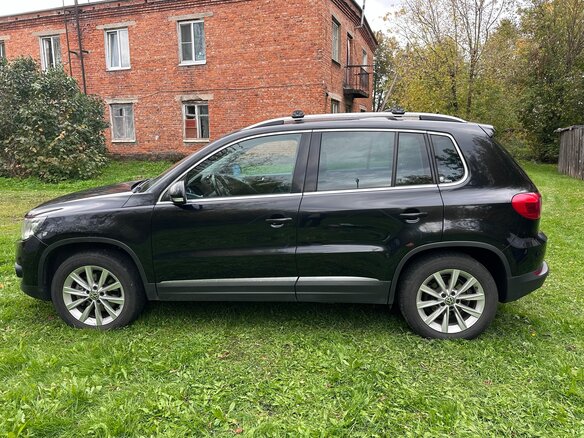 2011 Volkswagen Tiguan I Рестайлинг, чёрный, 1250000 рублей - вид 23