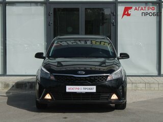 2020 Kia Rio IV, чёрный, 1740000 рублей, вид 2