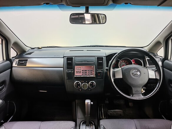 2006 Nissan Tiida I, белый, 480000 рублей - вид 7