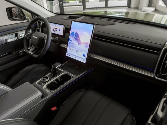 2024 Jaecoo J7 I, чёрный, 2959900 рублей - вид 18