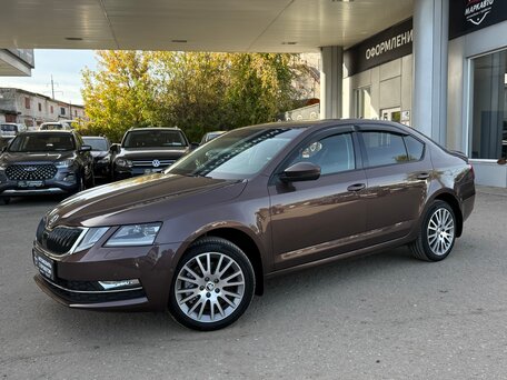 2017 Skoda Octavia III (A7) Рестайлинг, коричневый, 2150000 рублей, вид 2