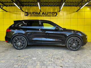 2013 Porsche Cayenne Diesel II (958), чёрный, 2649000 рублей, вид 4