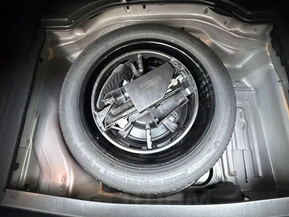 2012 Mercedes-Benz CLS 500 II (C218), коричневый, 3200000 рублей - вид 8