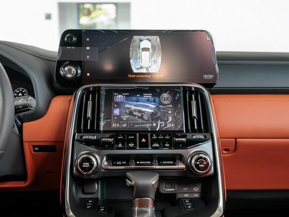 2026 Lexus LX 600 IV, чёрный, 22990000 рублей - вид 14