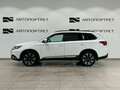 2022 Mitsubishi Outlander III Рестайлинг 3, белый, 2369000 рублей - вид 1