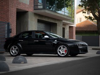 2010 Alfa Romeo 159, чёрный, 1250000 рублей, вид 5