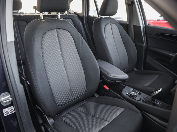 2019 BMW X1 18i sDrive II (F48), синий - вид 21