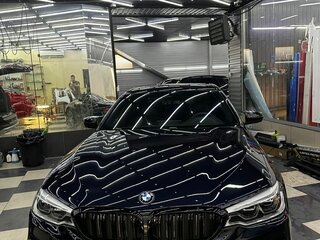 2018 BMW 5 серии 540i xDrive VII (G30/G31/G38), чёрный, 4150000 рублей, вид 4