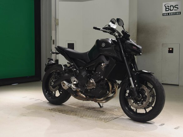 2017 Yamaha MT-09 (FZ-09), чёрный, 850000 рублей