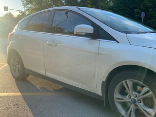 2013 Ford Focus III, белый, 565000 рублей, вид 3