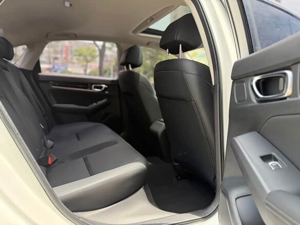 2022 Honda Civic XI, белый, 1485000 рублей - вид 14