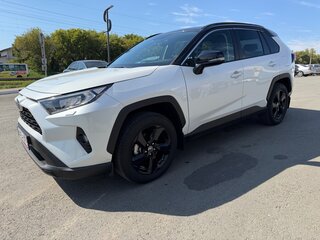 2021 Toyota RAV4 V (XA50), белый, 4350000 рублей, вид 4