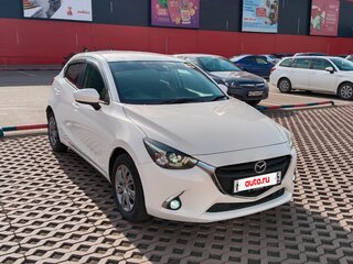 2015 Mazda Demio IV (DJ), белый, 970000 рублей, вид 3