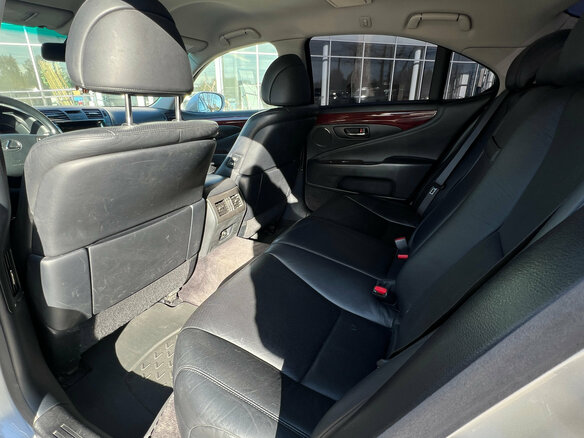 2007 Lexus LS 460 IV, серебристый - вид 18
