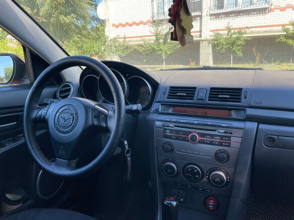 2007 Mazda 3 I (BK) Рестайлинг, красный, 355000 рублей - вид 10