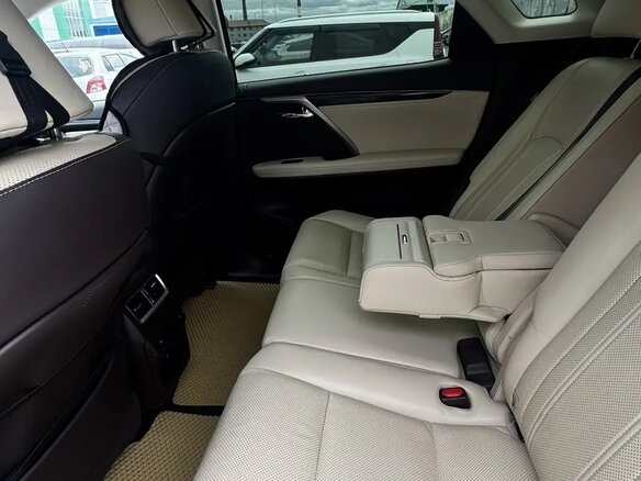 2018 Lexus RX 300 IV, белый, 3600000 рублей - вид 3