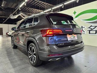 2023 Volkswagen Tharu I, чёрный, 2160000 рублей, вид 3