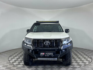 2022 Toyota Land Cruiser Prado 150 Series Рестайлинг 3, белый, 6500000 рублей, вид 2