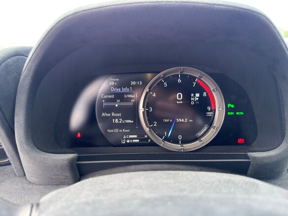 2017 Lexus LC 500 I, жёлтый, 8800000 рублей - вид 7