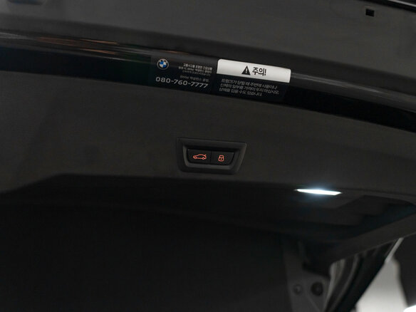 2025 BMW XM, серый, 20340000 рублей - вид 7